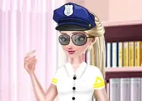 Jogar Elsa Police Style
