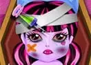 Jogar Injured Monster Doctor - Monster High