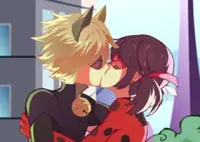 Ladybug Miraculous Kiss