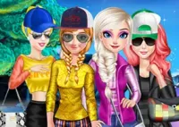 Jogar Princesses Camping In Holiday