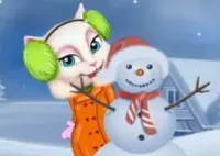 Jogar Talking Tom Playing Snowballs